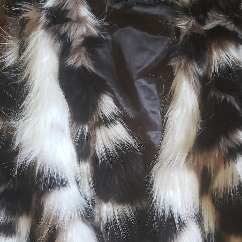Vest - Picture 3 of 3